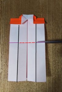 オレンジの折った折り紙