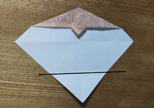折った一枚の折り紙